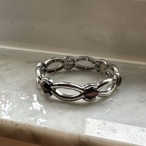 🟣🟣EUC Elegant Silver and Purple Bracelet🟣🟣